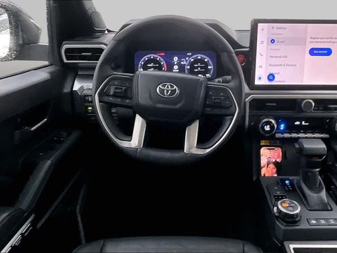 Used 2024 Toyota Tacoma TRD Off-Road w/ TRD Off Road Premium Package AWD/4WD image 6