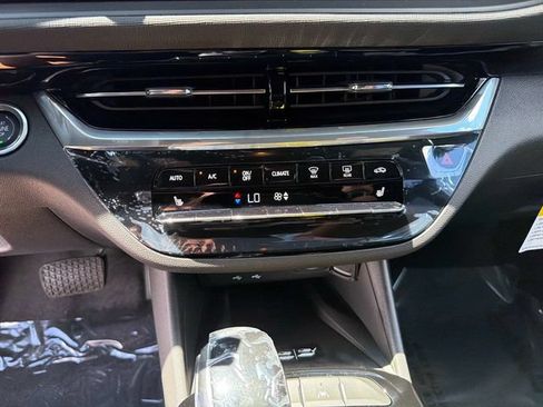 New 2026 Buick Envista Preferred FWD image 25