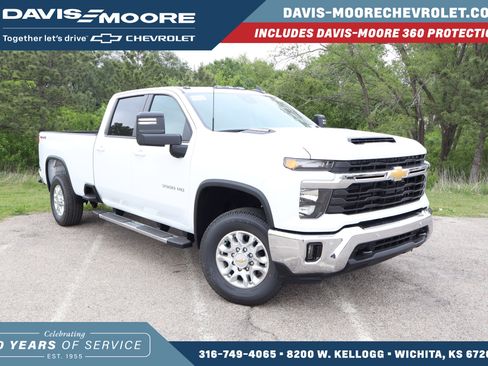 New 2026 Chevrolet Silverado 3500 LT w/ Safety Package AWD/4WD image 1
