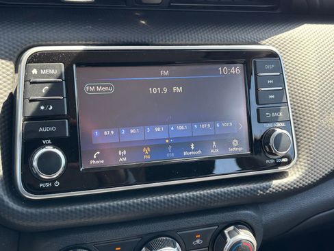 Used 2023 Nissan Kicks S image 8