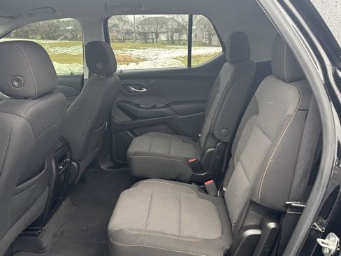 Used 2019 Chevrolet Traverse LT image 15
