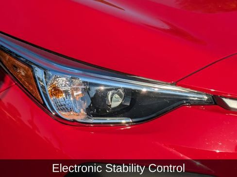 Used 2025 Subaru Crosstrek 2.0i Premium image 10