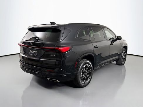 Used 2025 Buick Enclave Sport Touring w/ Power Package image 7