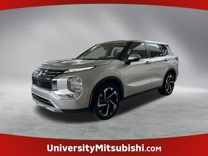 Used 2024 Mitsubishi Outlander SE Black Edition
