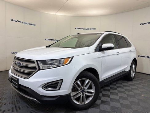 Used 2018 Ford Edge SEL w/ Equipment Group 201A image 2