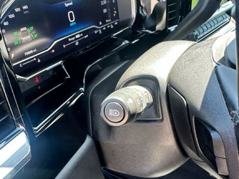 Used 2023 Chevrolet Silverado 1500 LT w/ Protection Package image 9