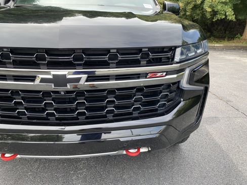 Used 2021 Chevrolet Tahoe Z71 w/ Luxury Package AWD/4WD image 14