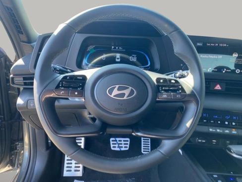 New 2026 Hyundai Elantra Sport FWD image 18