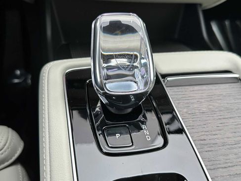 New 2026 Volvo XC90 B6 Ultra image 34
