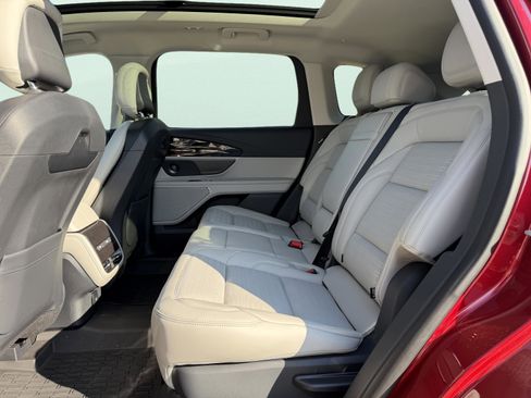 New 2026 Lincoln Nautilus Reserve AWD/4WD image 25