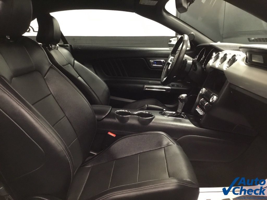 Used 2016 Ford Mustang Premium RWD image 37