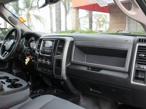 Used 2017 RAM 2500 Tradesman w/ Popular Equipment Group image 33