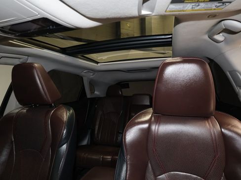 Used 2016 Lexus RX 450h AWD w/ Luxury Package image 17