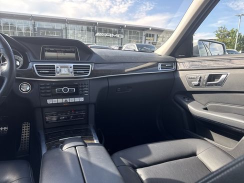 Used 2014 Mercedes-Benz E 350 Sedan image 14