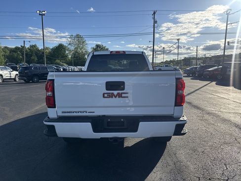 Used 2019 GMC Sierra 1500 Limited w/ Elevation Edition AWD/4WD image 4