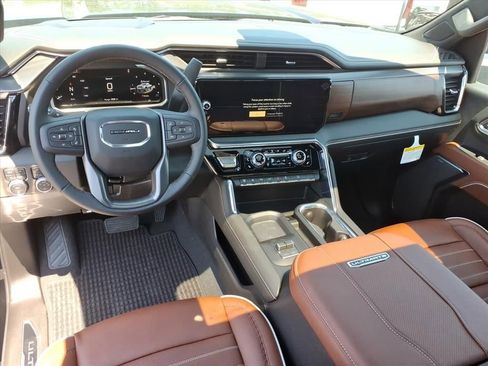 New 2026 GMC Sierra 2500 Denali Ultimate w/ Max Trailering Package AWD/4WD image 17