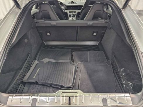 Used 2022 Porsche Panamera 4 Platinum Edition image 28