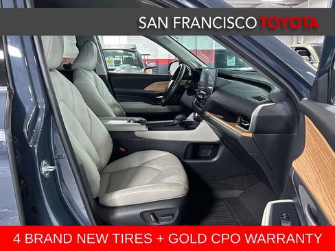 Certified 2024 Toyota Grand Highlander AWD image 22