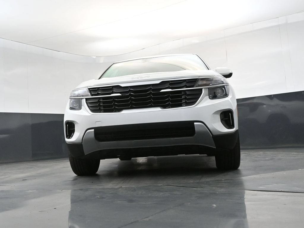 Used 2025 Kia Seltos LX AWD/4WD image 19
