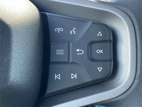 New 2025 Ford Bronco Base image 16