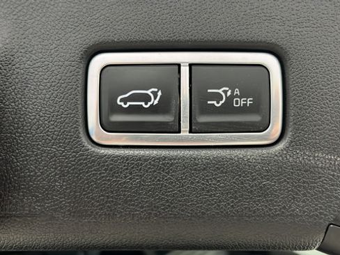 Used 2025 Kia Sorento SX Prestige AWD/4WD image 30