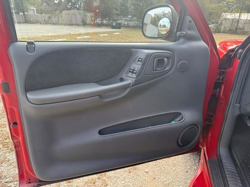 Used 1999 Dodge Dakota Sport RWD image 14