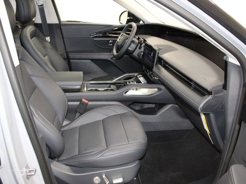 New 2026 Lincoln Nautilus Premier w/ Equipment Group 102A image 28