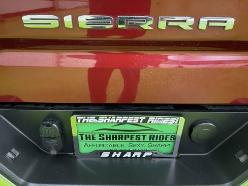 Used 2019 GMC Sierra 1500 SLT image 12