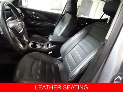 Used 2023 GMC Terrain Denali AWD/4WD image 2