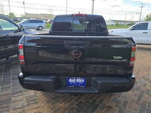 Used 2022 Nissan Frontier PRO-4X AWD/4WD image 17