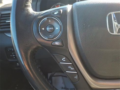 Used 2017 Honda Pilot EX-L image 16