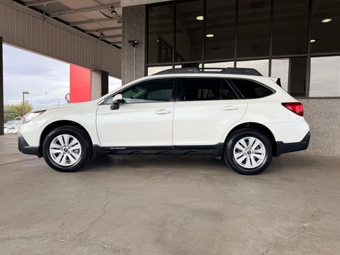Used 2019 Subaru Outback 2.5i Premium image 28