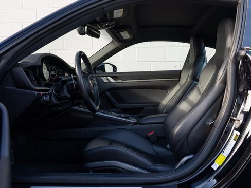 Certified 2021 Porsche 911 Carrera 4S image 18