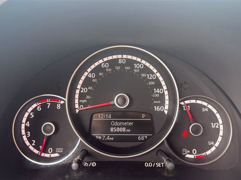 Used 2014 Volkswagen Beetle 1.8T FWD image 20
