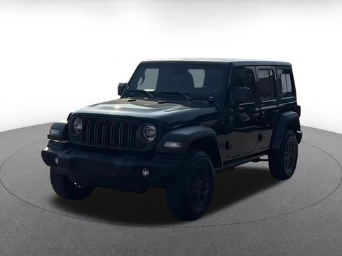 Used 2025 Jeep Wrangler Unlimited Sport AWD/4WD image 4