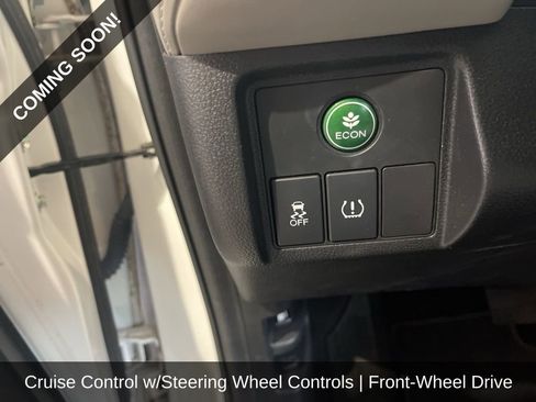 Used 2018 Honda HR-V LX image 11