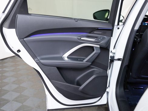 Certified 2025 Audi Q5 Premium Plus w/ Premium Plus image 24