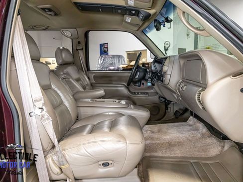 Used 1997 Chevrolet Suburban 2WD w/ Preferred Equipment Group 3 image 82