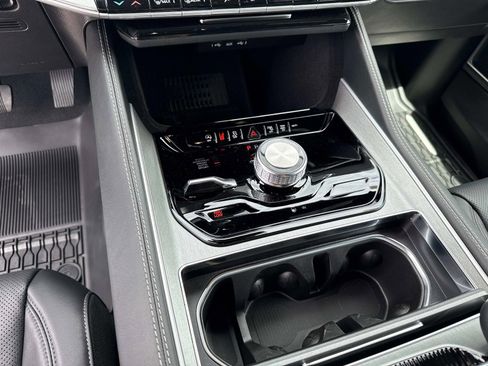 New 2026 Jeep Grand Wagoneer Limited AWD/4WD image 26