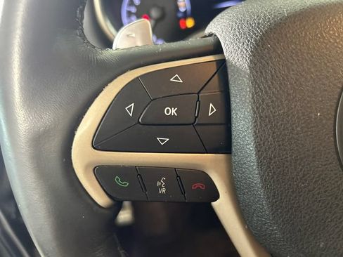 Used 2015 Jeep Grand Cherokee Limited w/ Trailer Tow Group IV AWD/4WD image 14