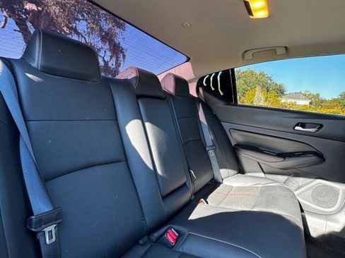 Used 2023 Nissan Altima 2.0 SR image 16