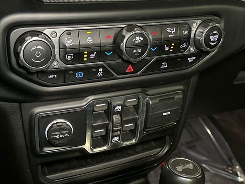 Used 2021 Jeep Wrangler Unlimited Sahara 4xe w/ Cold Weather Group image 30