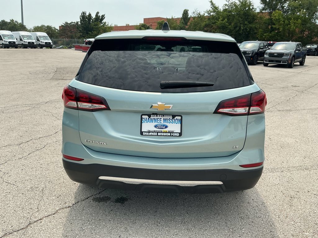 Used 2022 Chevrolet Equinox LT FWD image 4