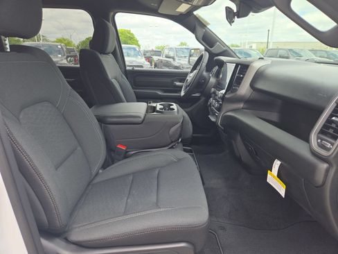 New 2026 RAM 1500 Express RWD image 24