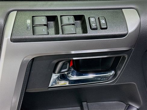 Used 2024 Toyota 4Runner Limited image 18