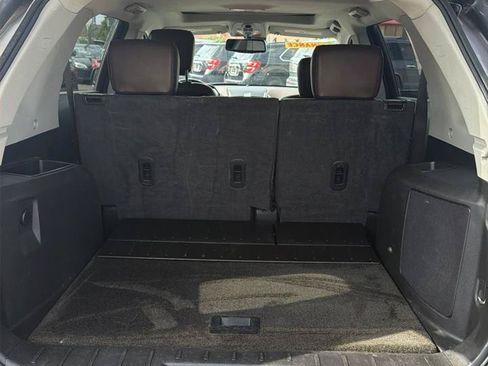 Used 2011 GMC Terrain SLT FWD image 8