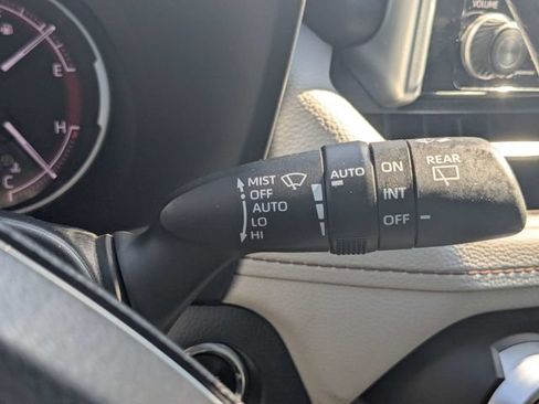 Used 2019 Toyota RAV4 Limited w/ Cold Weather Package FWD image 29