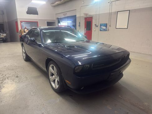 Used 2013 Dodge Challenger R/T Plus RWD image 1