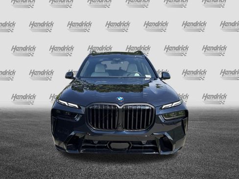 New 2027 BMW X7 xDrive40i w/ M Sport Package AWD/4WD image 3