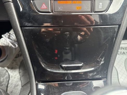 Used 2018 Buick Encore Preferred image 34